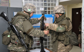 Тактико-строевые занятия проходят в Вооружённых Силах РК