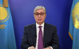 Глава государства поздравил всех казахстанцев с Рождеством