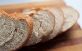 Акимат Алматы пообещал удерживать цены на хлеб до декабря