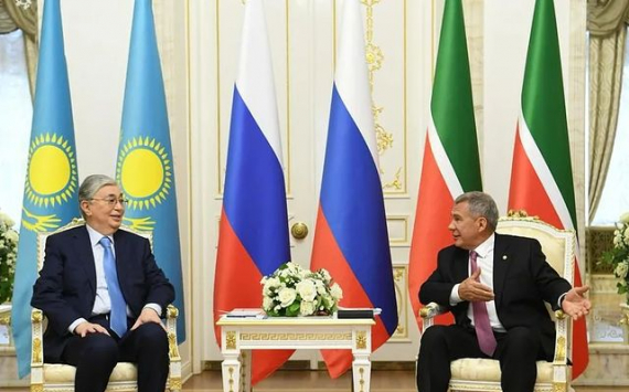 Президент Казахстана посетил завод КамАЗ в Набережных Челнах